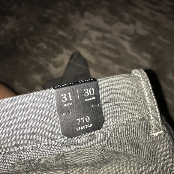 J Crew 770 Stretch Chinos - Picture 2 of 3